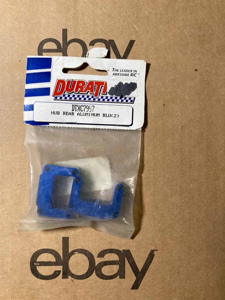 2 OF Vintage R/C Duratrax DTXC7997 Hub Rear Aluminum Blue (2) NIP - Image 1 of 1