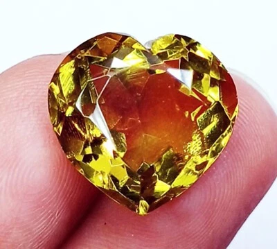 Heart Cut Alexandrite Color Change 10+Ct Certified Loose Gemstone With Free Gift - Image 1 of 4