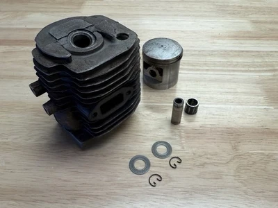 Conjunto de pistón y cilindro Echo 550ELV fabricante de equipos originales Foto 1 de 4