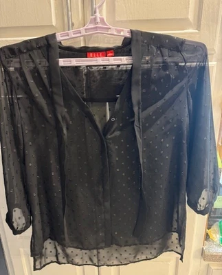 Blusa transparente Elle talla L abotonada lazo cuello en V negra brillante - Envío gratuito Foto 1 de 4