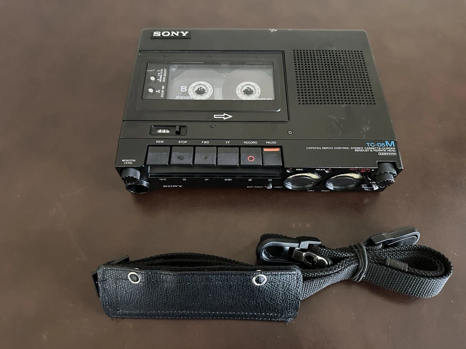 Grabadora de campo casete estéreo Sony TC-D5M con correa para el hombro. PROBADA Y FUNCIONA 💯 Foto 1 de 4