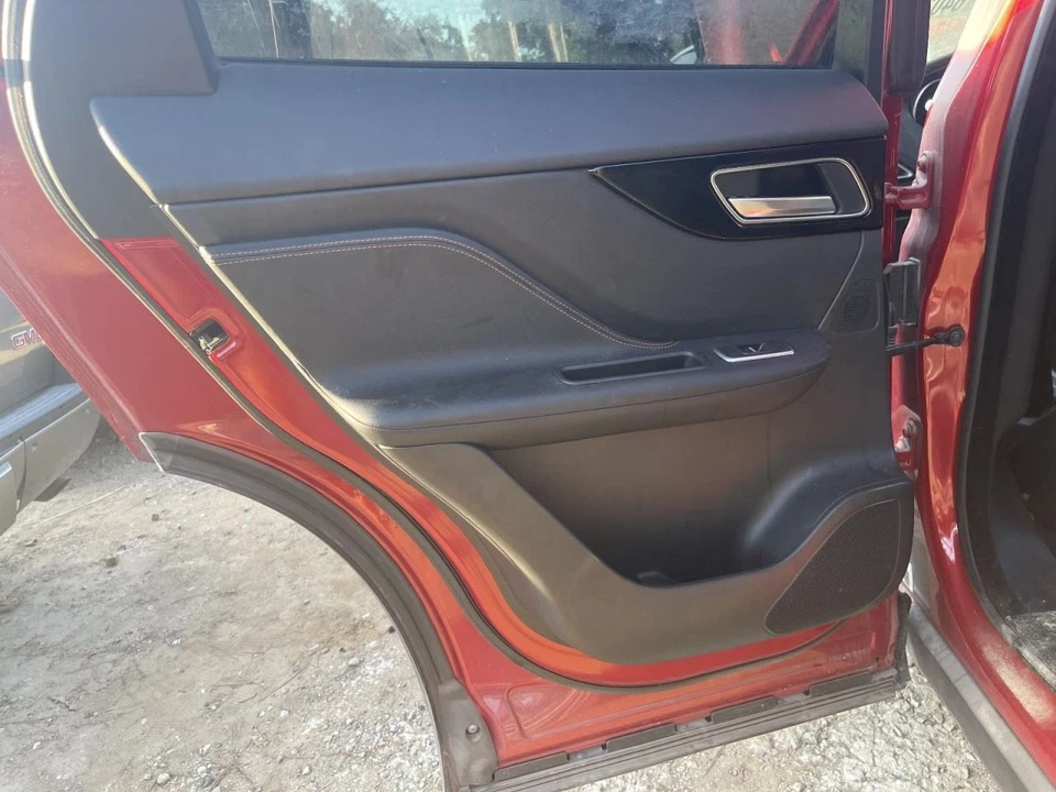 Отделочная панель левой задней двери 2018 JAGUAR F-PACE черная б/у 67 000 миль от оригинального производителя - Изображение 1 из 1