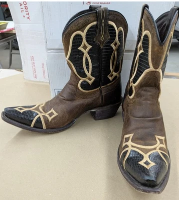 Botas de Vaquero ARIAT NOVA SASSY Marrón Cacao Estampado Lagarto 10011929 Talla 11B Foto 1 de 4