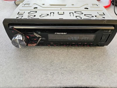 Pioneer DEH-S4000BT Car Radio, CD MP3 USB AUX Stereo, Plays iPhone Android - Image 1 of 4