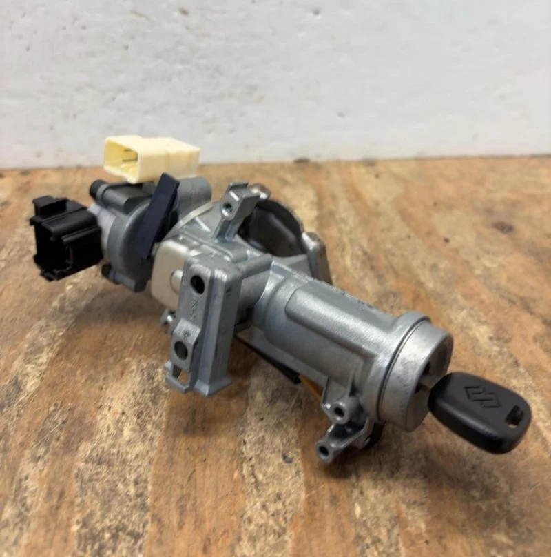 2007-2013 SUZUKI SX4 Ignition Switch Lock Without Cylinder Housing With Key Oem - Image 1 of 4
