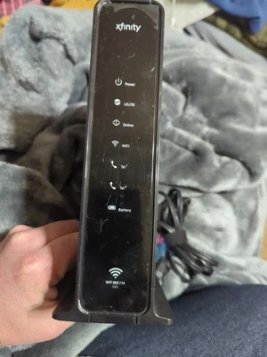 Comcast/Xfinity ARRIS TG862G/CT Residential Gateway & Router Wireless Modem - Image 1 of 3