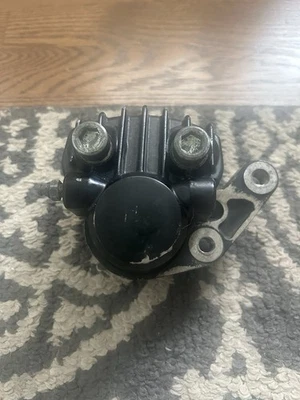 Pinza de freno delantera para Kawasaki H1-H2 Foto 1 de 4