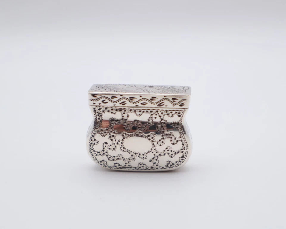 Encantadora Cartera Antigua Georgiana Plata Novedad Vinagreta Birmingham 1832 Foto 1 de 4