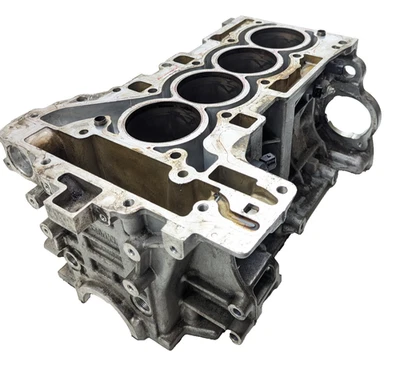 Bloque de cilindros superior del motor BMW F30 F25 X3 328i 428i 13-17 2,0 L N20 Foto 1 de 4