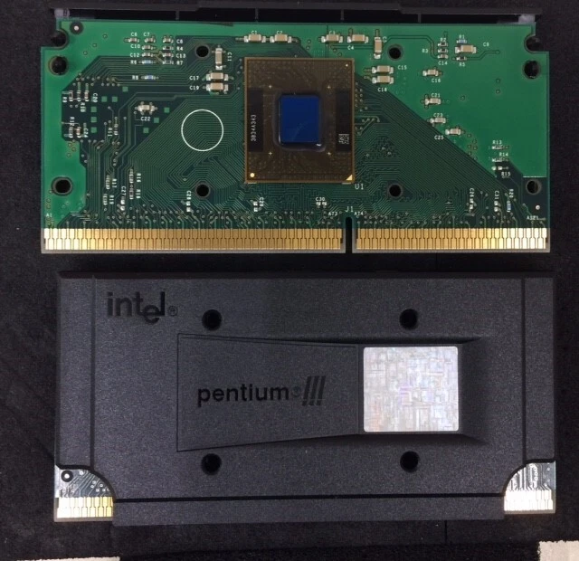 80526PY700256 INTEL P3 CPU STEP CODE SL3XM 700MHZ 256KB NEW 1 UNIT - Image 1 of 3