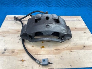 Nissan Titan XD Front Driver's Brake Caliper w/ Hose & Pads 33k 2016-2021 OEM - Picture 1 of 6