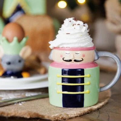 Taza Cascanueces Navidad Novedad 3D Redonda Taza Café y Chocolate Caliente Foto 1 de 4