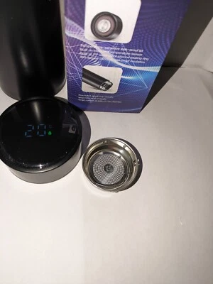 Termo/botella de agua inteligente NEGRO con indicador preciso de temperatura  Foto 1 de 4