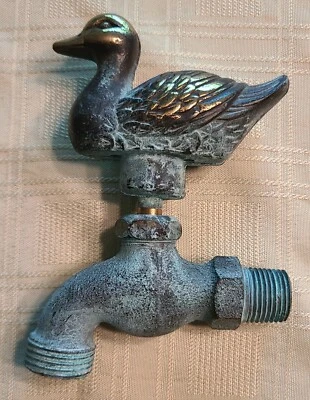 Grifo/grifo de pato de latón pátina vintage - conector de manguera de agua para exteriores Foto 1 de 3