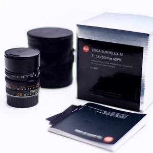 Leica Summilux-M 50mm/F1.4 ASPH Black 6 bit coded, Boxed - Picture 1 of 7