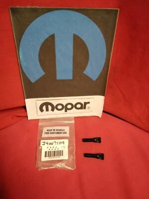 NIS MOPAR 84-02 DAKOTA WRANGLER COLECTOR DE ESCAPE PERNO PERNO PERNO 2 unidades J4007109 Foto 1 de 3