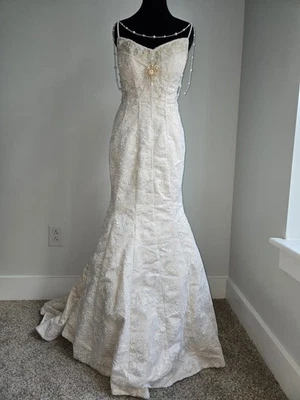 Baroque Inspired Ivory Lace Mermaid Wedding Dress Beaded Bridal Gown - Image 1 of 4