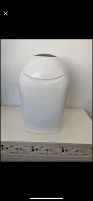 Cubo de pañales Tommee Tippee Sangenic twist and click Foto 1 de 4