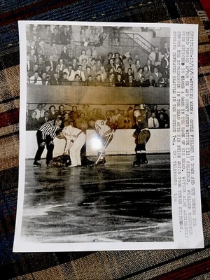 Guile Fielder Seattle Totems 1962 foto Steve Witiuk Speakane Comets WHL NHL AHL Foto 1 de 4
