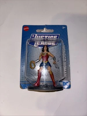 Minifigura de superhéroe de 3" de la Liga de la Justicia de Wonder Woman juguete para adornar pasteles Foto 1 de 4