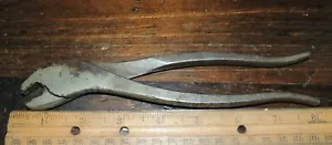  Vintage 8" New Britain (SCRIPT) P-40 Battery Pliers U.S.A. MADE - Picture 1 of 11