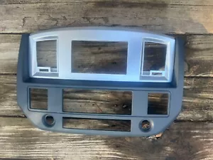 2006-2009 Dodge RAM NAV Radio Dash Bezel Gray OEM 5KR601DHAA - Foto 1 di 9