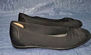 Baretraps Jolie Memory Foam Women's Slip-on Size 7M Black Flats/Shoes Casual - Picture 1 of 9
