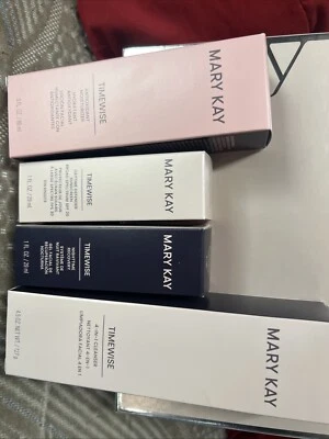 Mary Kay Timewise Miracle Set 4pc Combination to Oily Skin - Image 1 of 2