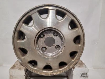 Used Wheel fits: 1994 Acura Vigor 15x6 alloy Grade C - Image 1 of 3