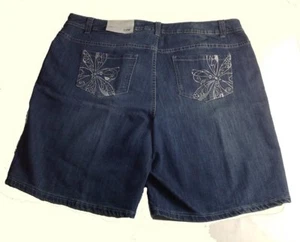 Denim Jeansshorts mit Schmetterlingstasche 22W, 24W - Bild 1 von 6