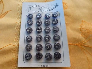 carta piccoli bottoni ferro ====1cm==3lotti disponibile 8boutons molto antichi - Imagen 1 de 3