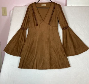 Urban Outfitter's braunes Wildlederimitat Glockenärmel Kleid Größe Small Hippie Festival - Bild 1 von 21