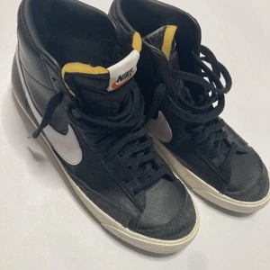 Nike Blazer Herren Größe 11,5 leicht gebraucht schwarz-weiß - Bild 1 von 8