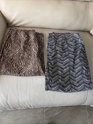 2 Pair Of John Paul Richard Pants Animal Prints One Size 16, One Size L Uniform - Image 1 of 4