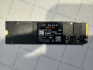 Disque SSD Western Digital WD 2280 mm NOIR SN770 2 To M.2 NVMe Gen 4.0 - Photo 1/1