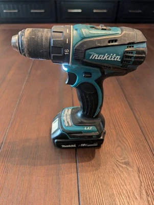 MAKITA LXFD01 18v Lithium-Ion Cordless Drill & Battery BL1815 Tested - Image 1 of 4