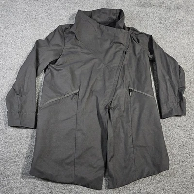 Chaqueta cortavientos Nike Tech Parka para mujer mediana negra con cremallera asimétrica Foto 1 de 4