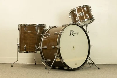 Juego de batería Rogers años 70 caoba nueva 14x24 9x13 y 16x16 Foto 1 de 4