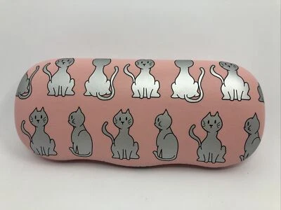 NEW Pink And Silver Cat Posing  Kids Hard Metal Clamshell Eyeglasses Case - Image 1 of 4