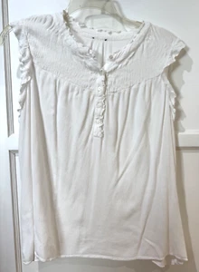 Womens Plus Size 2x White Rib Knit Sleeveless Blouse Ruffle Smocked Rayon - Picture 1 of 3