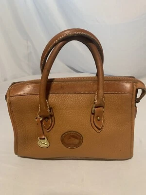 Bolso de guijarros vintage coleccionable DOONEY & BOURKE EE. UU. Foto 1 de 4