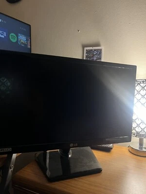 LG ips monitor led 20 inch - Image 1 of 2