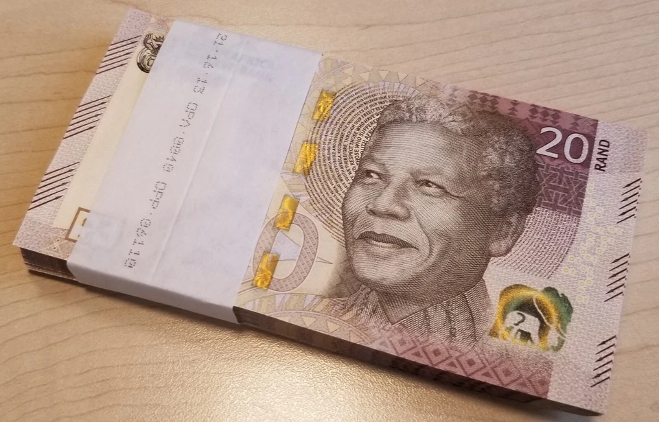 South Africa 100x 20 Rand 2023 UNC "Kganyago" FULL BUNDLE - Image 1 of 1