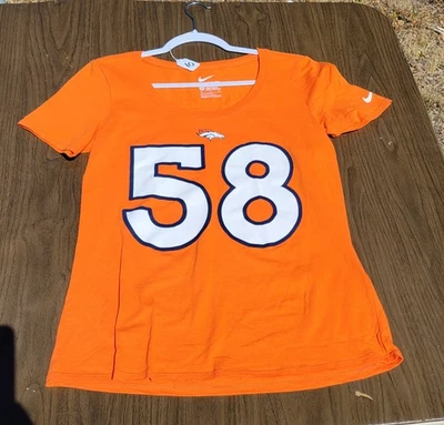 Nueva camiseta Nike de los Denver Broncos para mujer talla mediana Foto 1 de 4