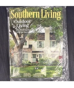 BRAND NEW Southern Living Magazine May 2025 Outdoor Living - Picture 1 of 1