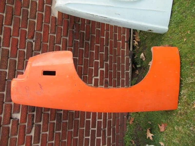 Dodge Charger 1969 guardabarros lateral del pasajero F # 470 carrocería B Mopar usado Foto 1 de 4