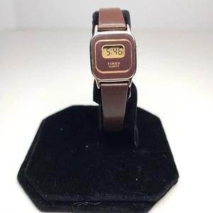 Vintage Timex Quartz TCell Ladies Watch Tested New Battery 5-5.75 inch Band - Picture 1 of 5