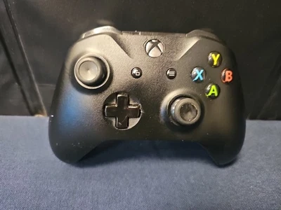 Microsoft Xbox One Wireless Controller Black Model 1537 -  OEM - Image 1 of 4