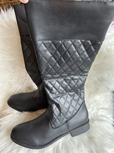 Women’s Black Boots size 10 Sohogirls - Picture 1 of 3