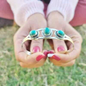 Adorable Santa Rosa Turquoise Gemstone 925 Sterling Silver Bracelet Cuff - Picture 1 of 7